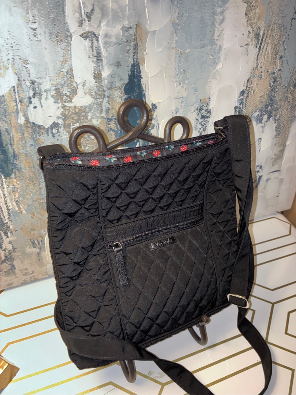 NWOT Vera Bradley Hipster Quilted Black Crossbody Tote Rose pattern interior